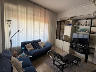 Casa Indipendente in Vendita a Carrara, 720'000€, 720 m²