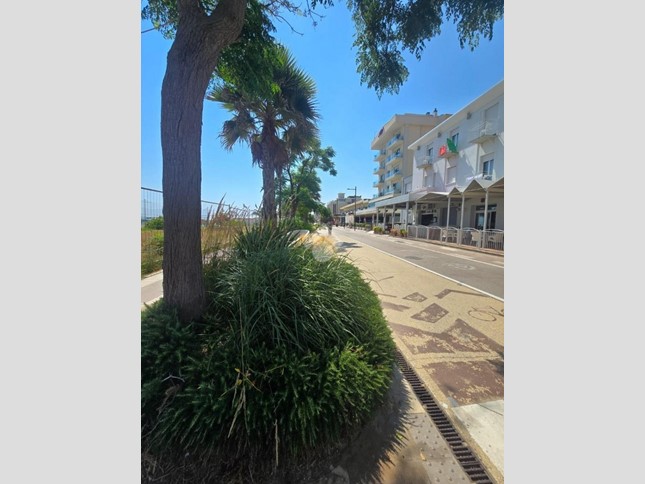 Trilocale in Vendita a Rimini, zona Torre Pedrera, 192'000€, 60 m²