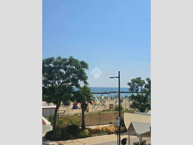 Trilocale in Vendita a Rimini, zona Torre Pedrera, 192'000&euro;, 60 m²