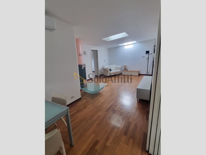 Trilocale in Affitto a Pescara, zona Stadio -  Pineta, 700€, 82 m², arredato