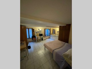 Bilocale in Affitto a Siena, zona Centro storico, 700€, 60 m², arredato