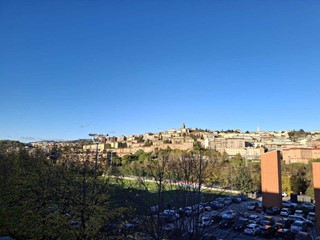 Appartamento in Affitto a Perugia, 650€, 90 m², arredato