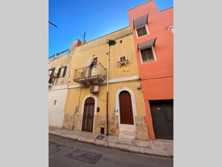 Casa Indipendente in Vendita a Casamassima, 75'000&euro;, 80 m²