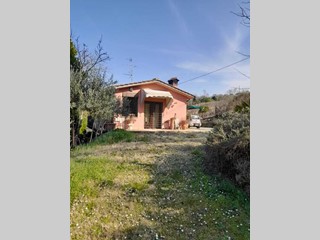 Casa Indipendente in Vendita a Impruneta, zona Pozzolatico, 539'000€, 200 m²
