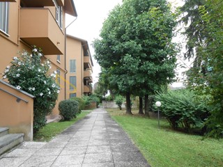 Bilocale in Affitto a Pavia, zona Borgo Ticino antico, 500€, 50 m², arredato
