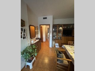 Trilocale in Vendita a Pisa, zona Via Landi, 235'000€, 73 m², con Box