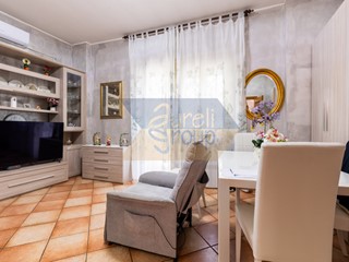 Bilocale in Vendita a Roma, zona Centocelle, 299'000€, 67 m², con Box