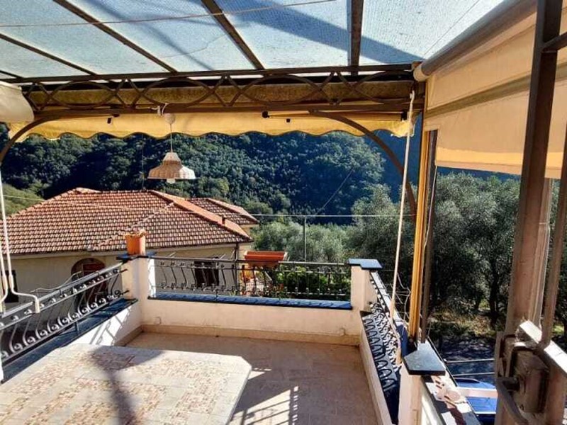 Casa Semi Indipendente in Vendita a Prelà, 260'000&euro;, 120 m²