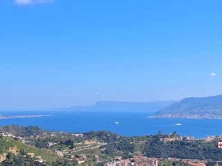 Terreno edificabile in Vendita a Messina, 30'500&euro;, 2400 m²