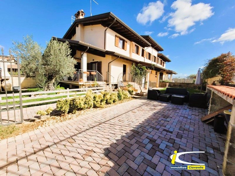 Villa in Vendita a Ladispoli, 320'000€, 210 m²