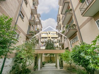 Trilocale in Vendita a Roma, 395'000€, 131 m²