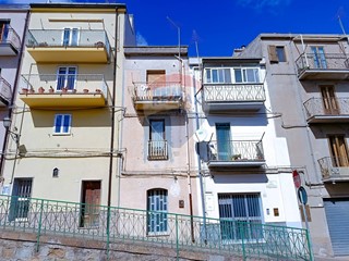 Casa Indipendente in Vendita a Troina, 14'000€, 90 m²