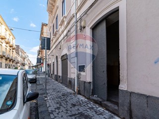 Immobile commerciale in Vendita a Catania, 40'000&euro;, 30 m²