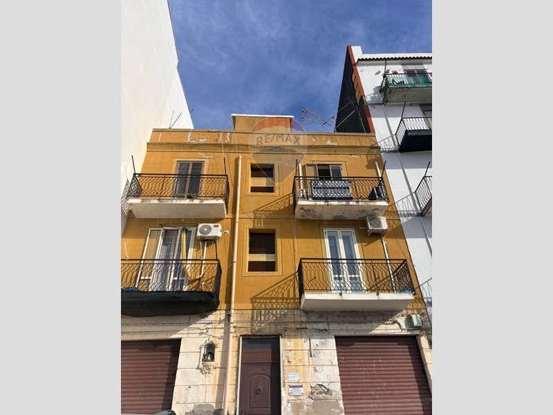 Quadrilocale in Vendita a Augusta, 33'000€, 65 m²
