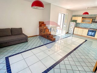 Appartamento in Vendita a Formia, 230'000€, 100 m²