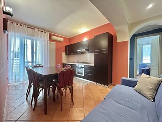 Trilocale in Vendita a Pietra Ligure, 360'000&euro;, 62 m²
