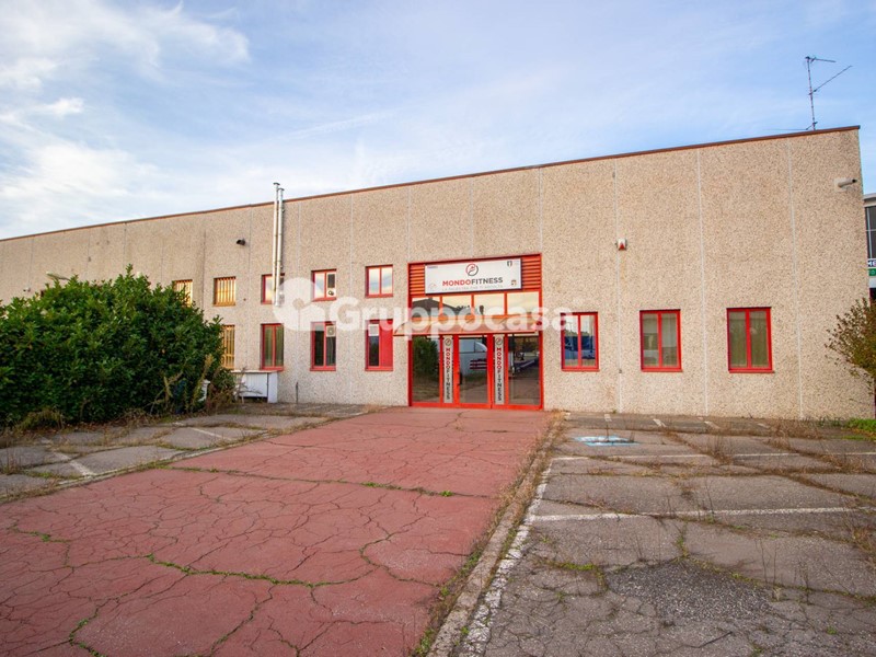 Capannone in Vendita a Marcallo con Casone, 420'000&euro;, 1000 m²