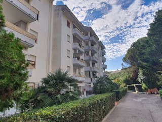 Appartamento in Vendita a Pescara, 155'000€, 124 m²