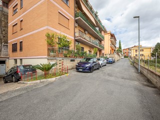 Quadrilocale in Vendita a Castelnuovo di Porto, 125'000€, 123 m²