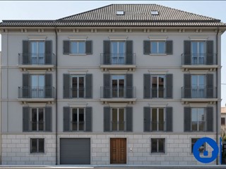 Casa Indipendente in Vendita a Terni, 450'000&euro;, 611 m²