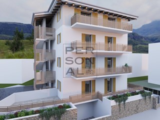 Appartamento in Vendita a Trento, 290'000€, 160 m²