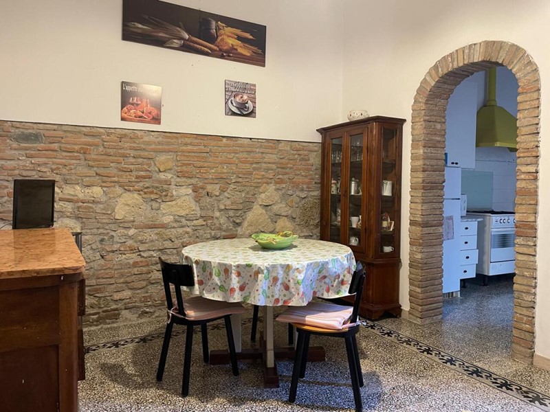 Casa Indipendente in Vendita a Cecina, 300'000&euro;, 180 m²