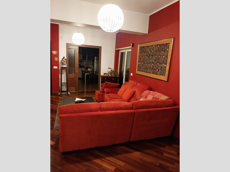 Appartamento in Vendita a Reggio Calabria, zona Santa Caterina, 220'000€, 180 m²