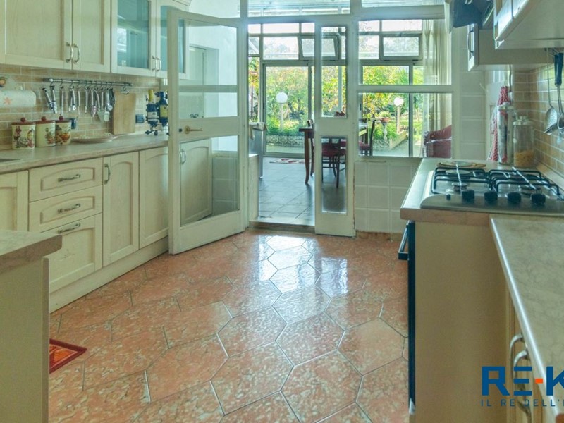 Casa Indipendente in Vendita a Collepasso, 82'000€, 137 m²