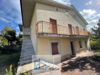 Casa Indipendente in Vendita a Sant'Angelo a Cupolo, 49'000€, 150 m²