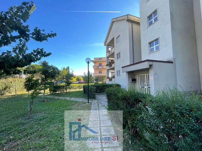 Appartamento in Vendita a Benevento, 190'000€, 140 m²