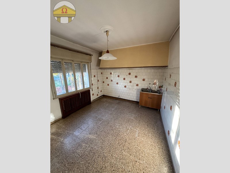 Villa in Vendita a Volpago del Montello, 179'000€, 230 m²