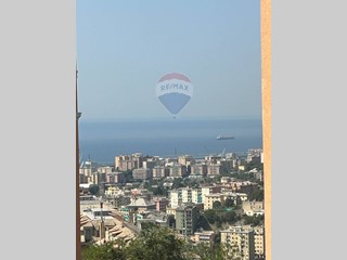 Appartamento in Vendita a Genova, 125'000&euro;, 75 m²