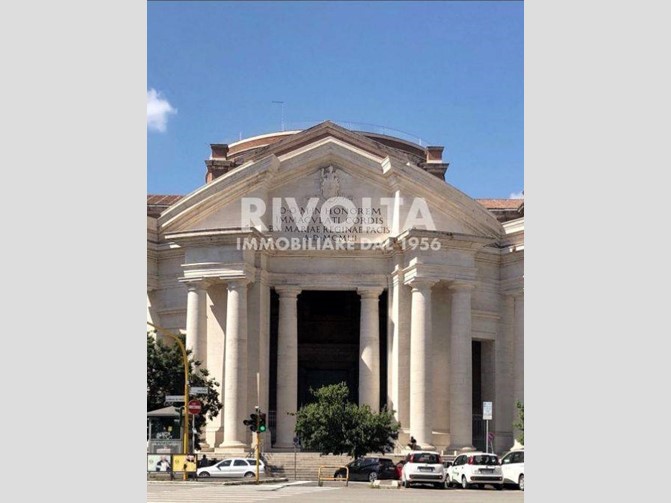 Box in Vendita a Roma, 79'000€, 27 m²