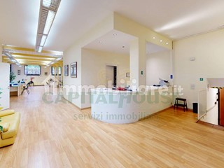 Ufficio in Affitto a Bologna, 3'800&euro;, 318 m²