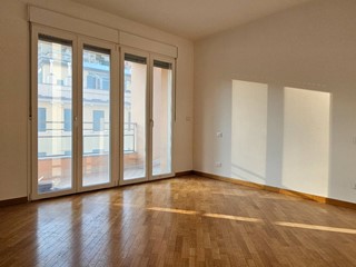 Appartamento in Vendita a Genova, 230'000&euro;, 98 m²