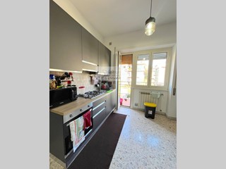 Trilocale in Vendita a Roma, 180'000€, 76 m²