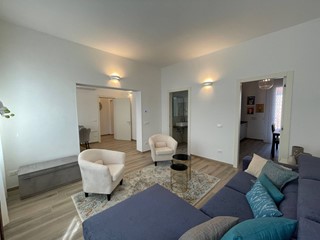 Trilocale in Affitto a Ferrara, 1'300€, 120 m²