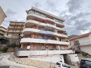 Quadrilocale in Vendita a Monreale, 115'000€, 116 m²