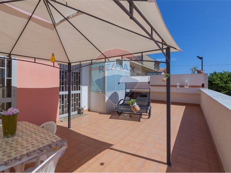 Trilocale in Vendita a Catania, 132'000&euro;, 80 m²