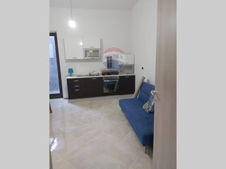 Casa Semi Indipendente in Vendita a Valverde, 135'000&euro;, 160 m²