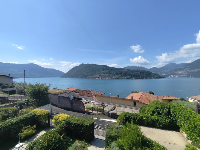 Trilocale in Affitto a Sale Marasino, 1'000&euro;, 75 m²