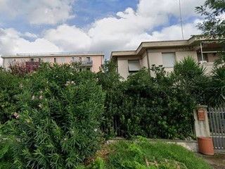 Appartamento in Vendita a Collesalvetti, 165'000€, 168 m²