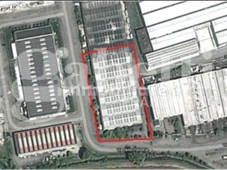 Capannone in Affitto a Rosate, 15'000€, 4000 m²