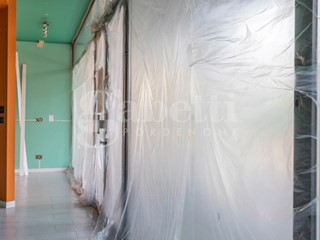 Negozio in Vendita a Pordenone, 75'000&euro;, 106 m²