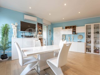 Appartamento in Vendita a Pordenone, 270'000€, 147 m²