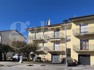 Appartamento in Vendita a Gubbio, 140'000€, 97 m²