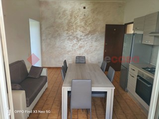 Trilocale in Affitto a Ceprano, 350€, 60 m², arredato