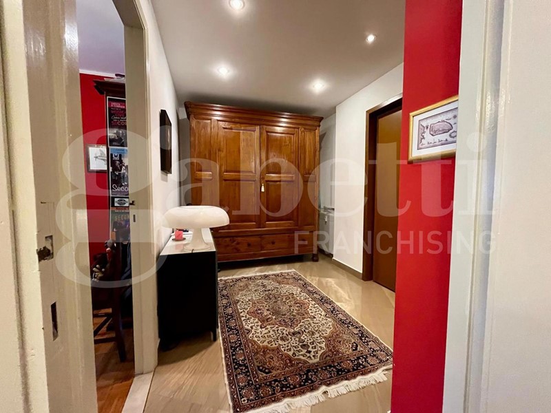 Trilocale in Vendita a Piacenza, 275'000€, 195 m²