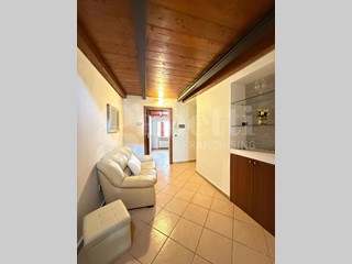 Trilocale in Vendita a Cosenza, 75'000€, 61 m², arredato