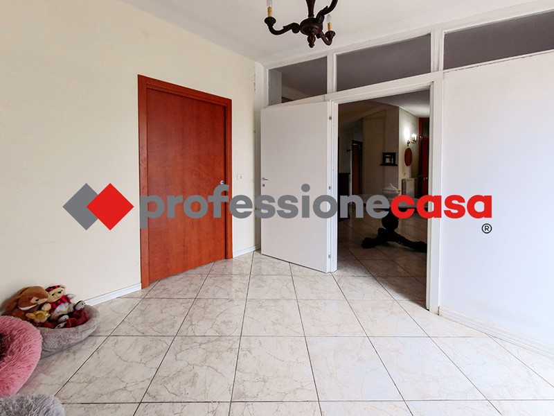 Attico in Vendita a San Nicola la Strada, 145'000&euro;, 100 m²